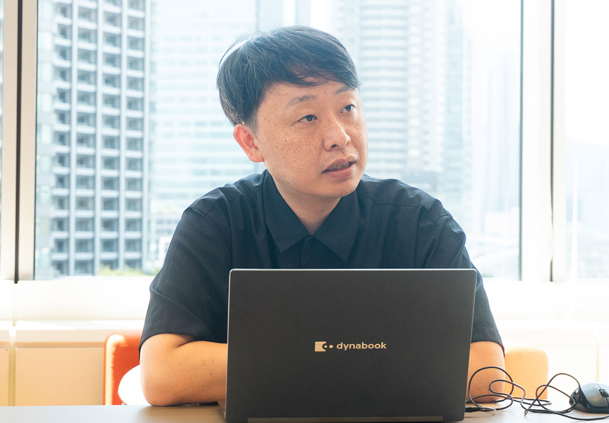 KDDI株式会社　経営戦略本部 データマネジメント部 LXビジネス推進部 2G グループリーダー　 原 真吾様